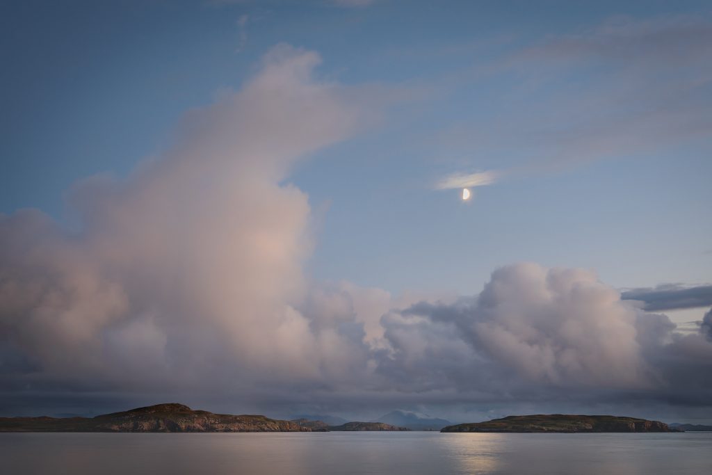 Mond &uuml;ber den Summer Isles