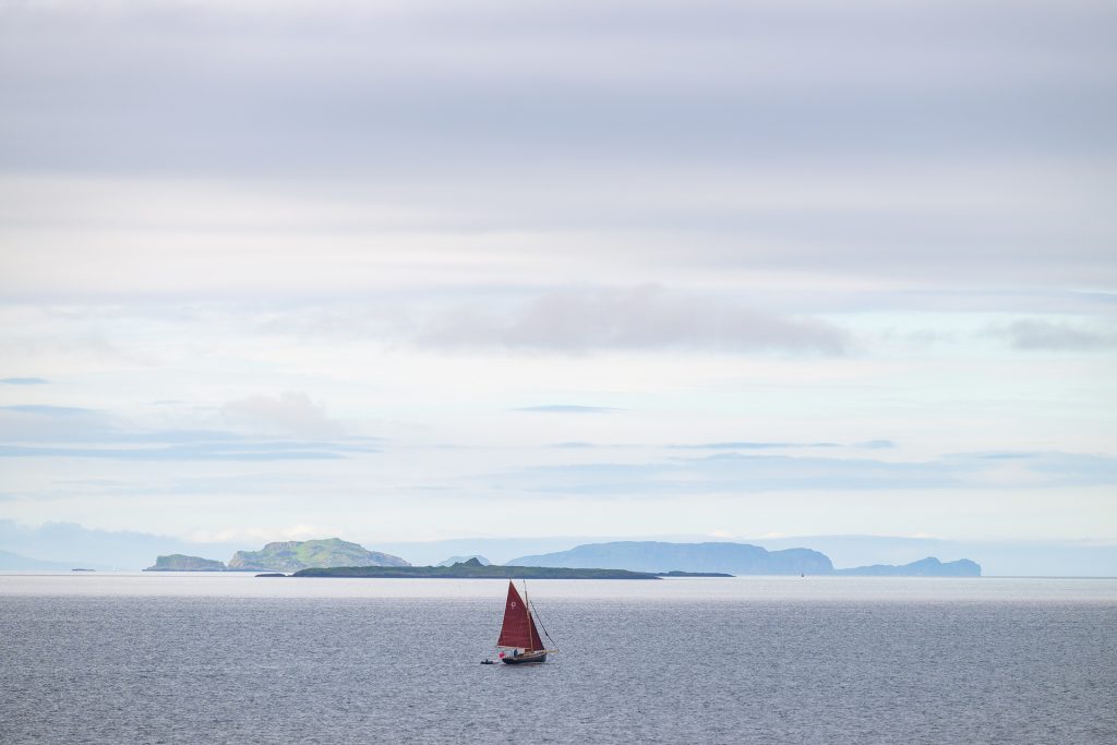 the red sail, Mull