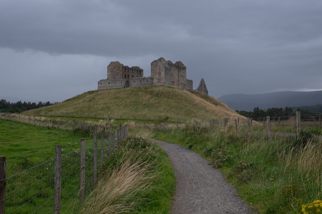 Ruthven Barraks im Regen
